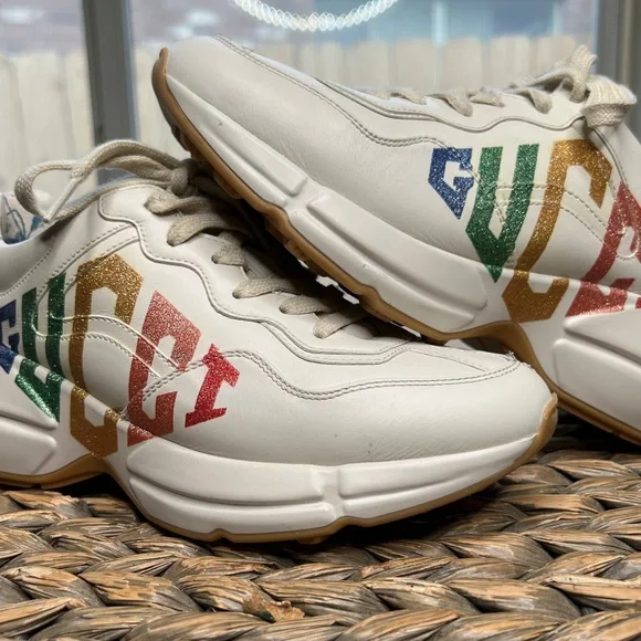 ＊GUCCI＊ Rhyton Sneakers Men's Rhyton sneaker with Gucci logo in ivory leather